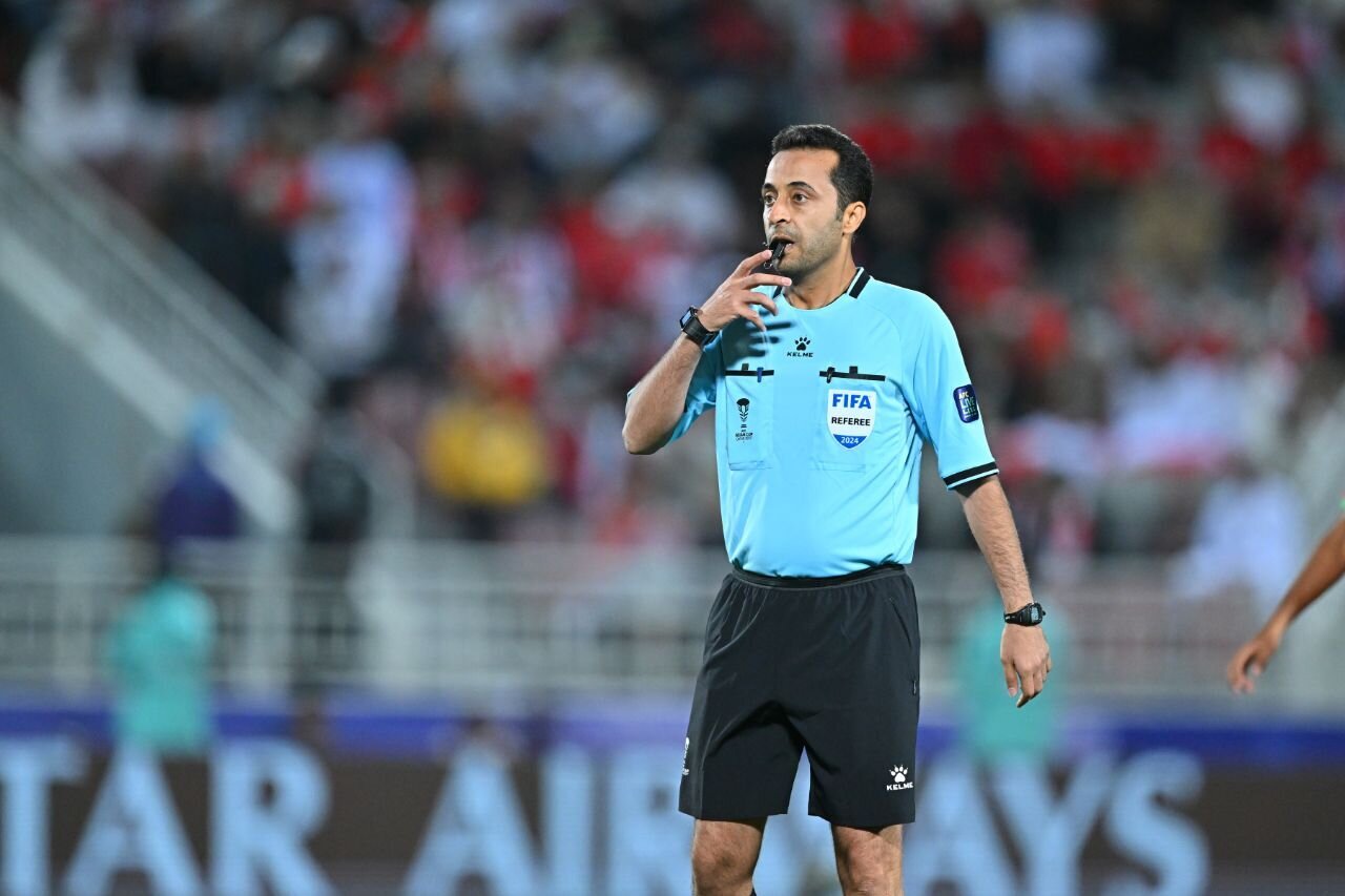 ببینید | شوک بزرگ در اهواز؛ تهدید جانی داور روی سکوها! ببینید | شوک بزرگ در اهواز؛ تهدید جانی داور روی سکوها!