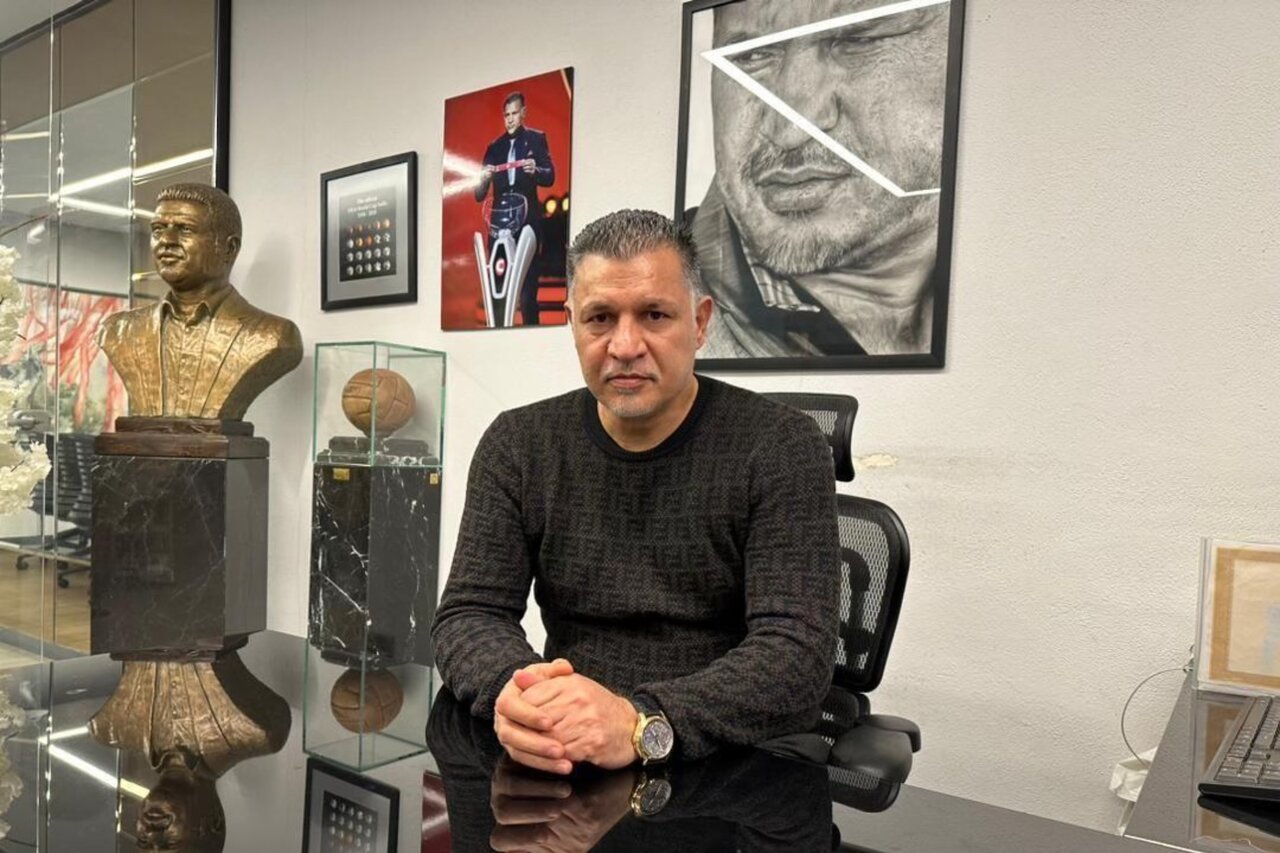 عکس | علی دایی در جماران؛ ملاقات شهریار با نوه امام (ره)